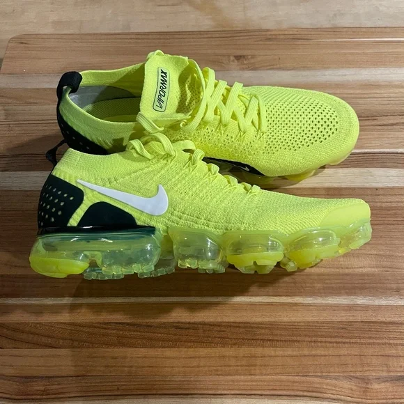 Nike | Shoes | 28 Air Vapormax Flyknit 2 Volt Size 105 